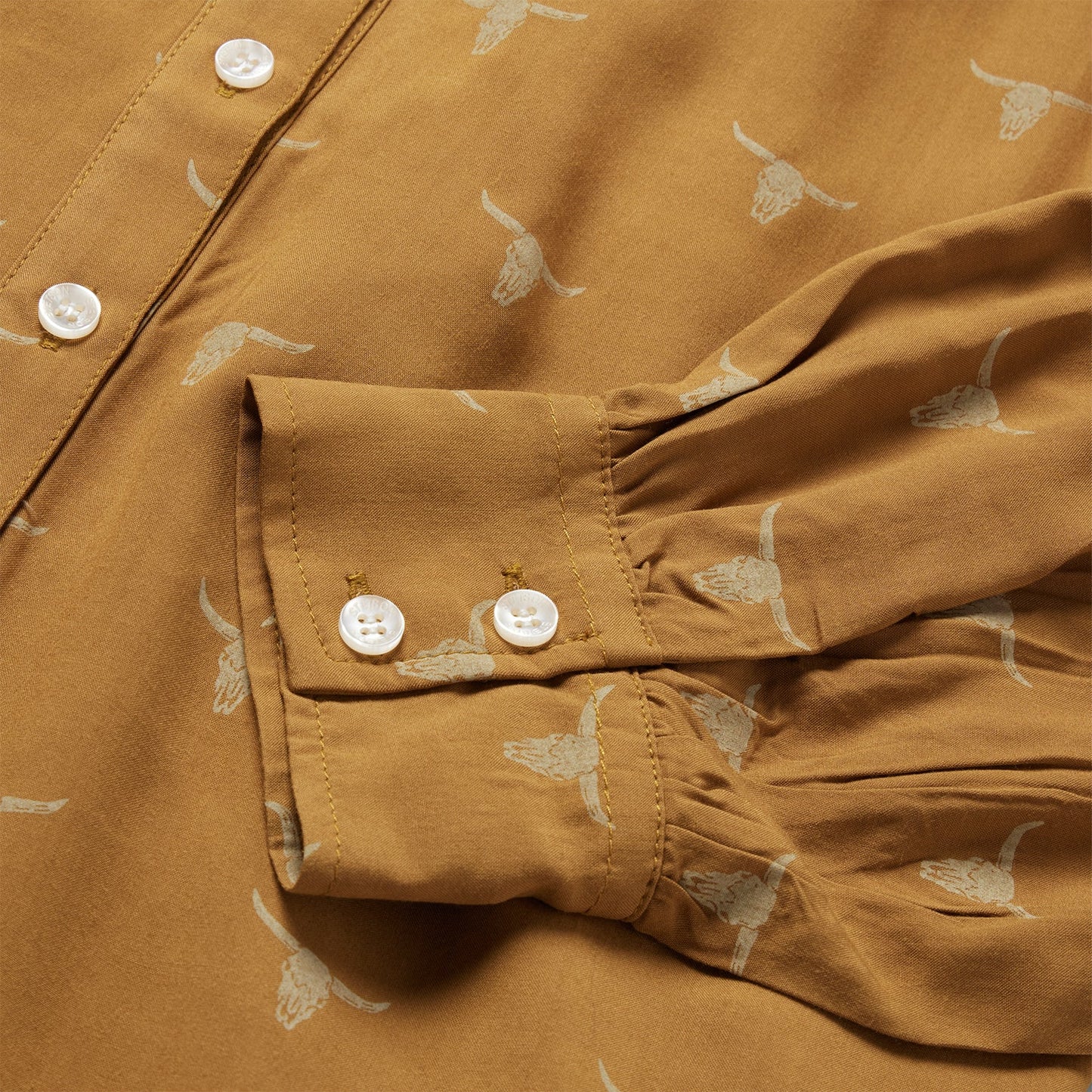 Mojave Longhorn Print Poet Blouse | Stetson Brown