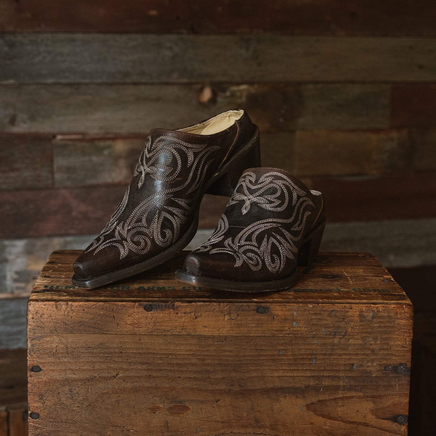 Adley Vintage Finished Leather Mules | Stetson Brown