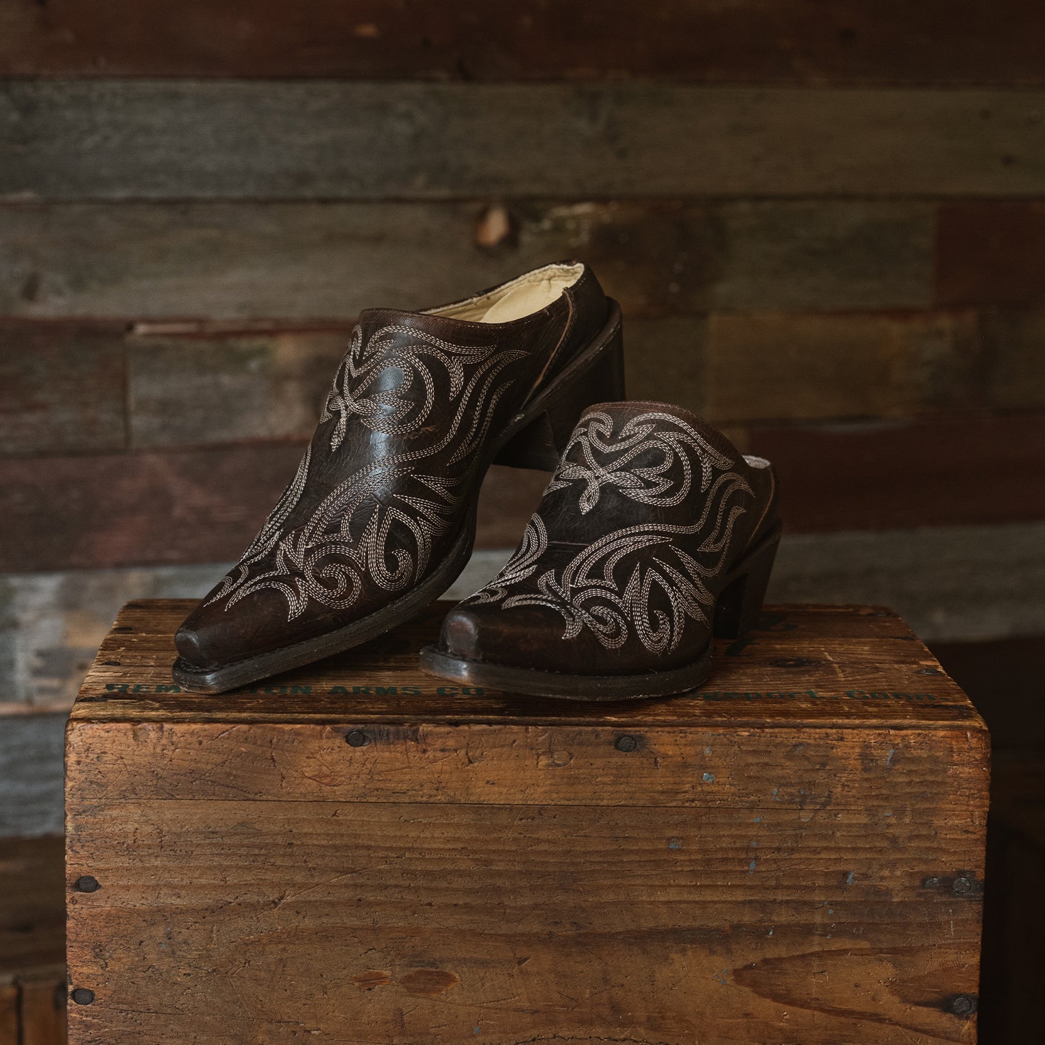 Adley Vintage Finished Leather Mules | Stetson Brown