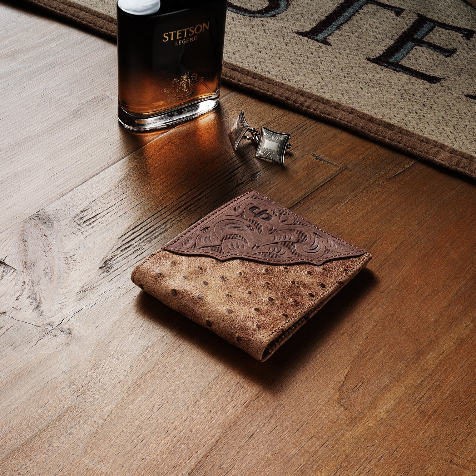 Tooled Embossed Ostrich Bi-Fold Wallet | Stetson Brown / California Nut